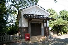 マウスクリックで拡大/縮小します