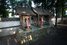 マウスクリックで拡大/縮小します