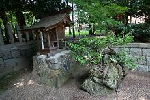 マウスクリックで拡大/縮小します