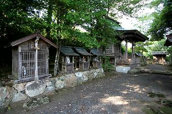 マウスクリックで拡大/縮小します