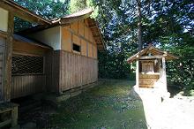 マウスクリックで拡大/縮小します