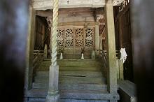 マウスクリックで拡大/縮小します