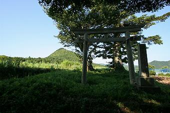 マウスクリックで拡大/縮小します