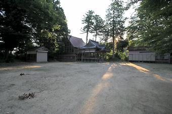 マウスクリックで拡大/縮小します