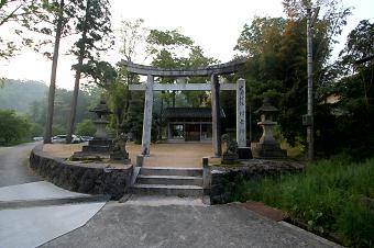 マウスクリックで拡大/縮小します