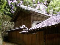 マウスクリックで拡大/縮小します