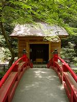 マウスクリックで拡大/縮小します