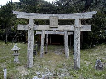 マウスクリックで拡大/縮小します