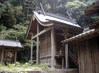 マウスクリックで拡大/縮小します