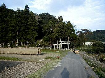 マウスクリックで拡大/縮小します