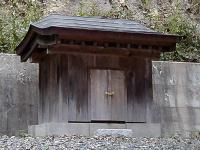 マウスクリックで拡大/縮小します