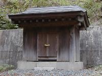 マウスクリックで拡大/縮小します