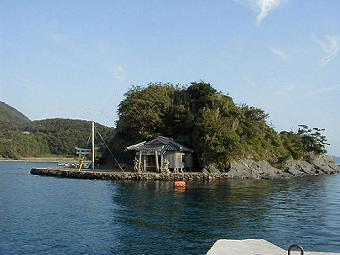 マウスクリックで拡大/縮小します