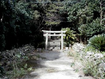 マウスクリックで拡大/縮小します