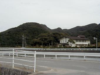 マウスクリックで拡大/縮小します