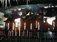 マウスクリックで拡大/縮小します