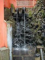 マウスクリックで拡大/縮小します