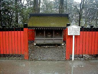 マウスクリックで拡大/縮小します