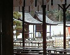 マウスクリックで拡大/縮小します