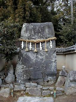 マウスクリックで拡大/縮小します