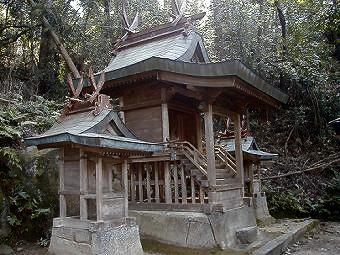 マウスクリックで拡大/縮小します