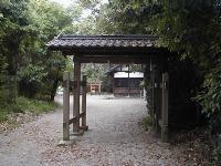 マウスクリックで拡大/縮小します