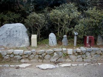 マウスクリックで拡大/縮小します