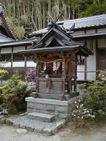 マウスクリックで拡大/縮小します