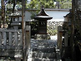 マウスクリックで拡大/縮小します