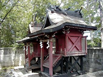 マウスクリックで拡大/縮小します