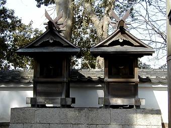 マウスクリックで拡大/縮小します