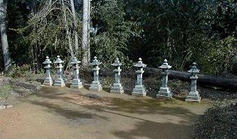 マウスクリックで拡大/縮小します