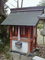 マウスクリックで拡大/縮小します