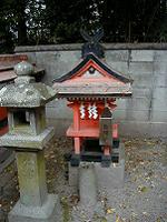 マウスクリックで拡大/縮小します