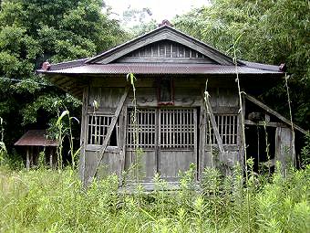 マウスクリックで拡大/縮小します