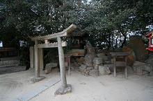 マウスクリックで拡大/縮小します