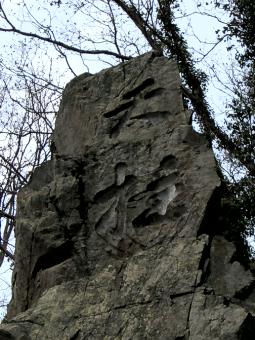 マウスクリックで拡大/縮小します