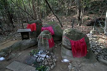 マウスクリックで拡大/縮小します