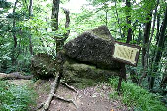 マウスクリックで拡大/縮小します