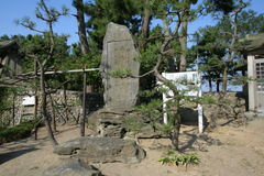 マウスクリックで拡大/縮小します