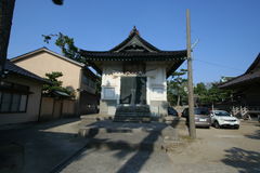 マウスクリックで拡大/縮小します