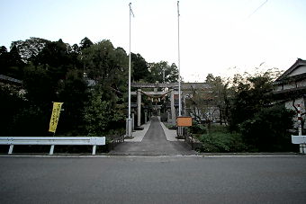 マウスクリックで拡大/縮小します