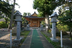 マウスクリックで拡大/縮小します