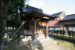 マウスクリックで拡大/縮小します