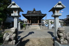 マウスクリックで拡大/縮小します