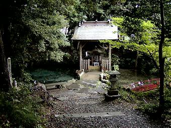 マウスクリックで拡大/縮小します