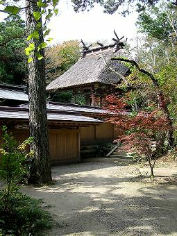 マウスクリックで拡大/縮小します