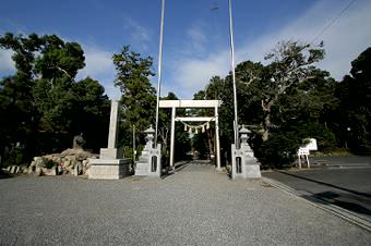 マウスクリックで拡大/縮小します