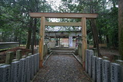 マウスクリックで拡大/縮小します