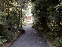 マウスクリックで拡大/縮小します